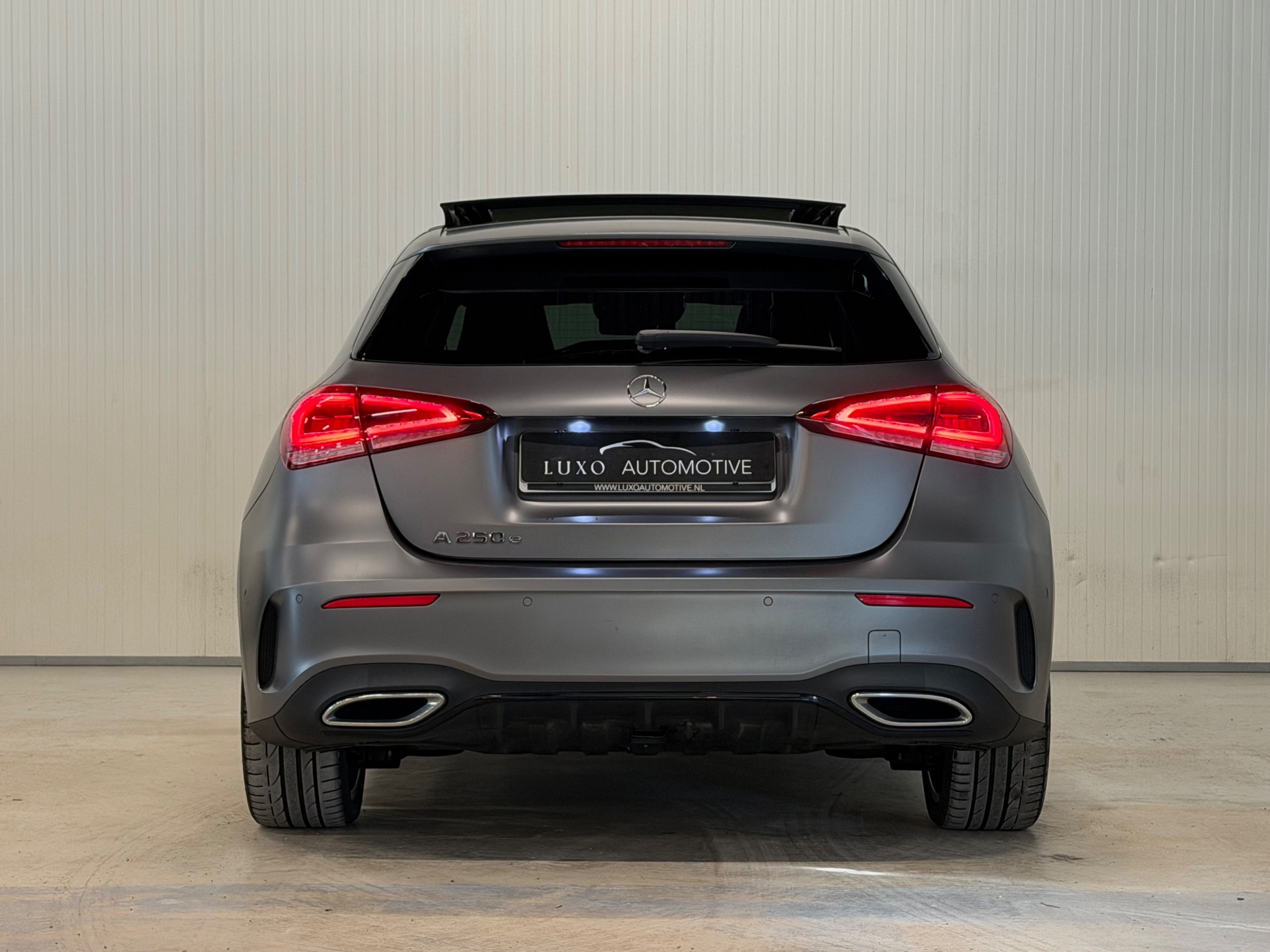 Foto van Mercedes-Benz A 250 E