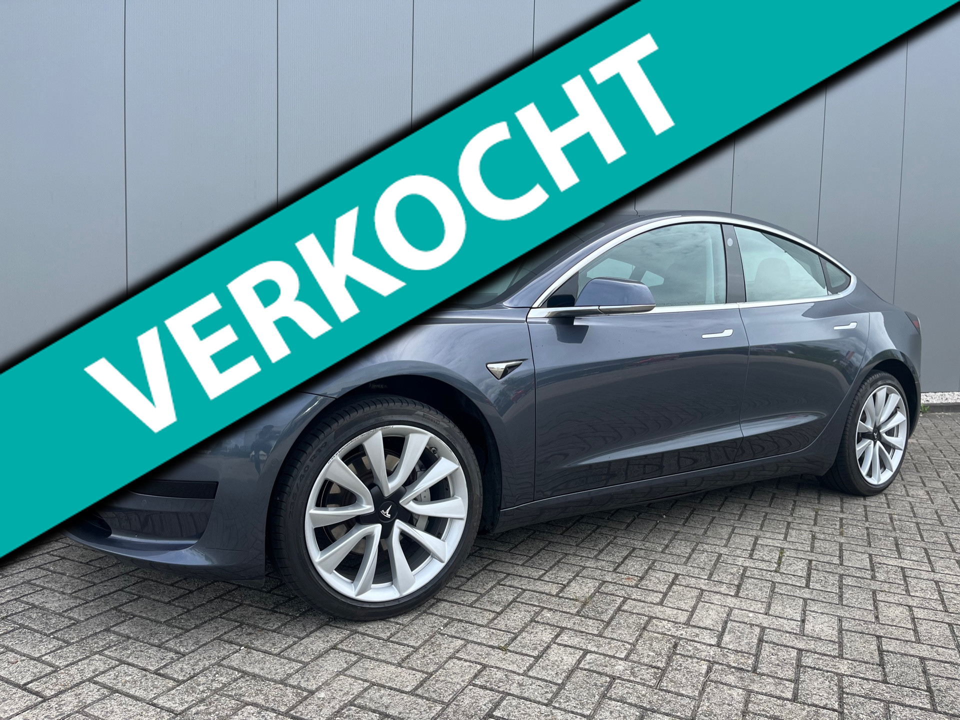 Tesla Model 3 Standard RWD Plus 60 kWh/ SOH 87%/ 17272 netto 2020 - voorkant