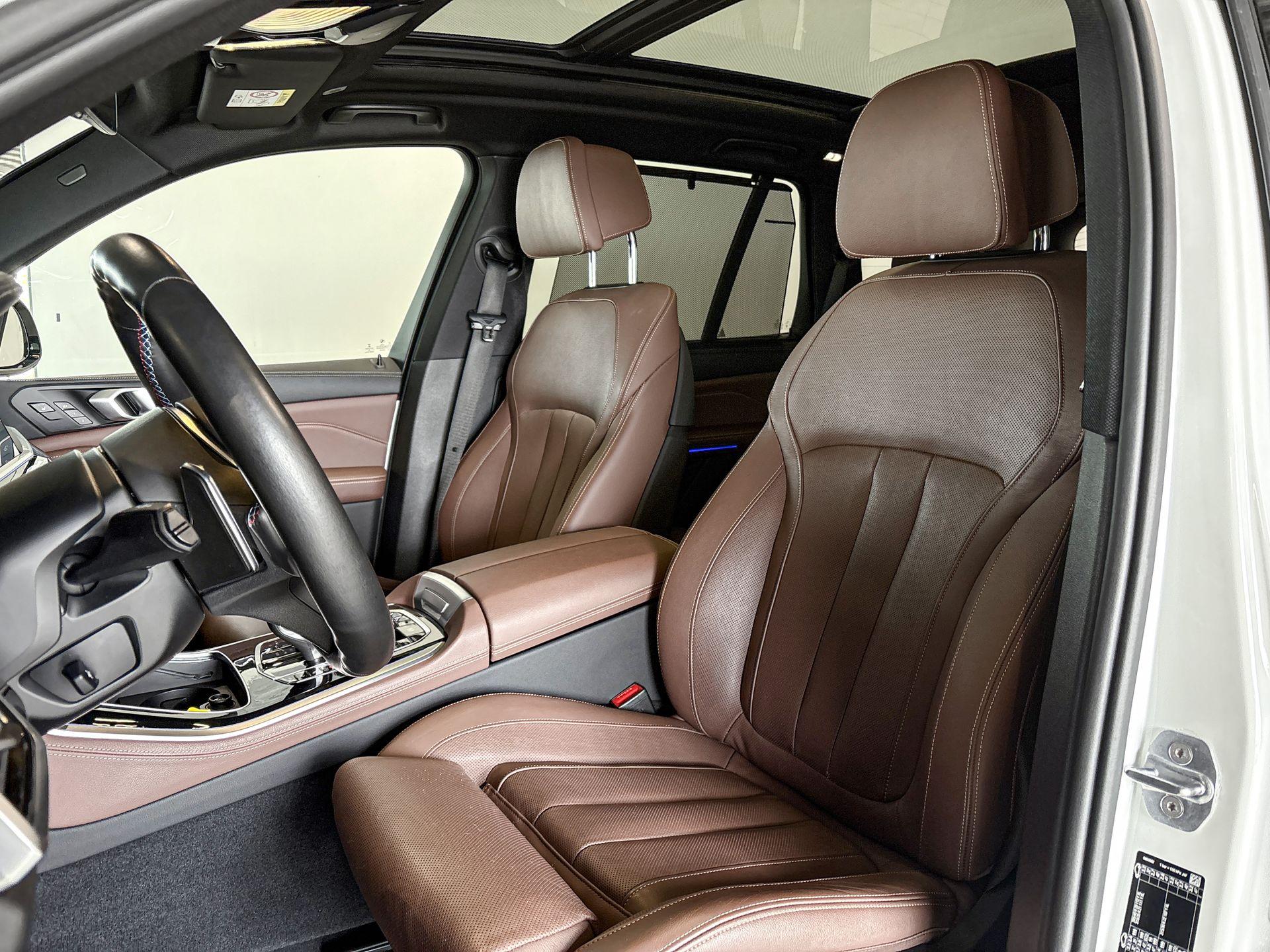 Foto van BMW X5 Xdrive40i