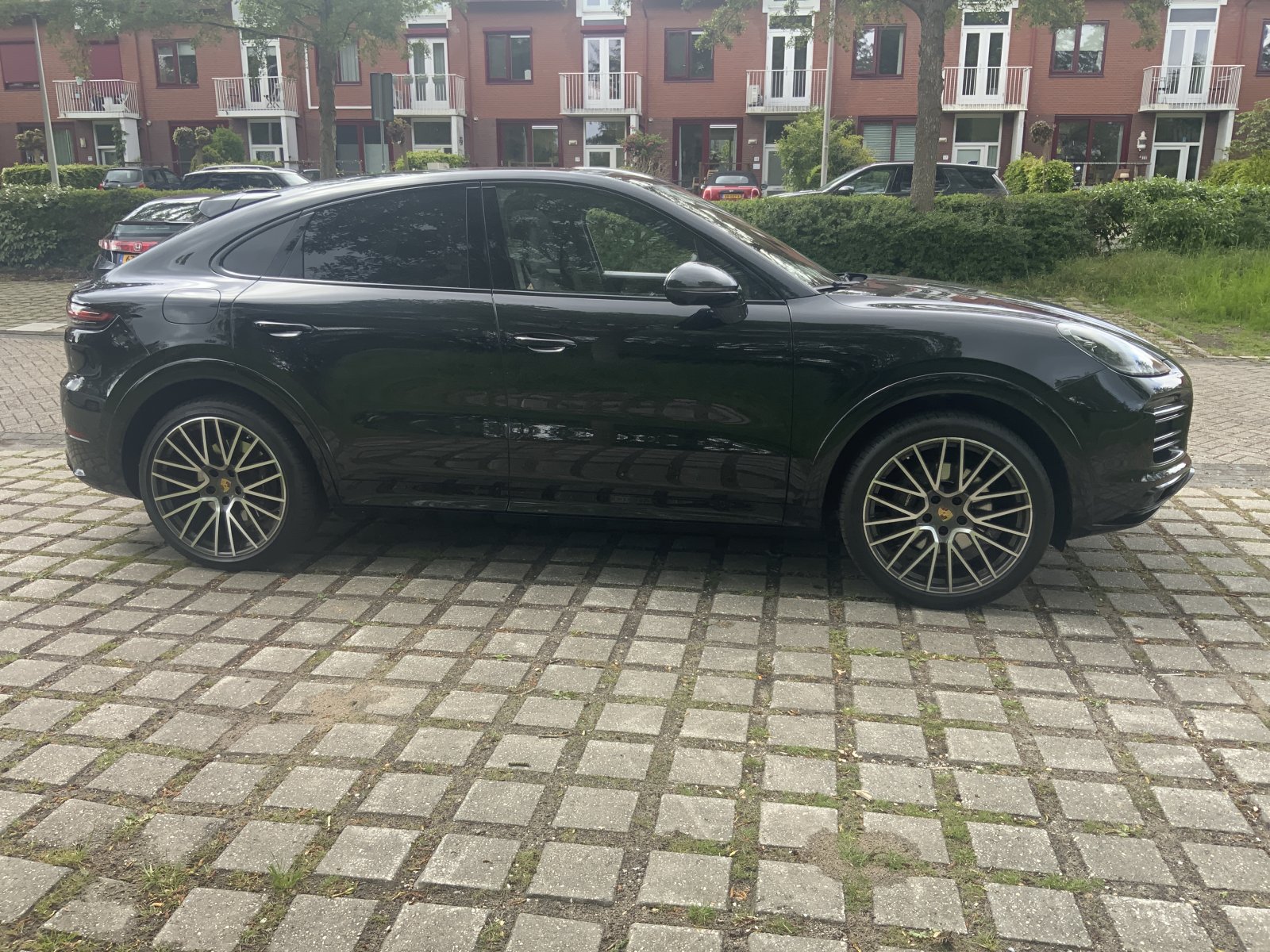 Inspectiefoto van Porsche Cayenne E-hybrid