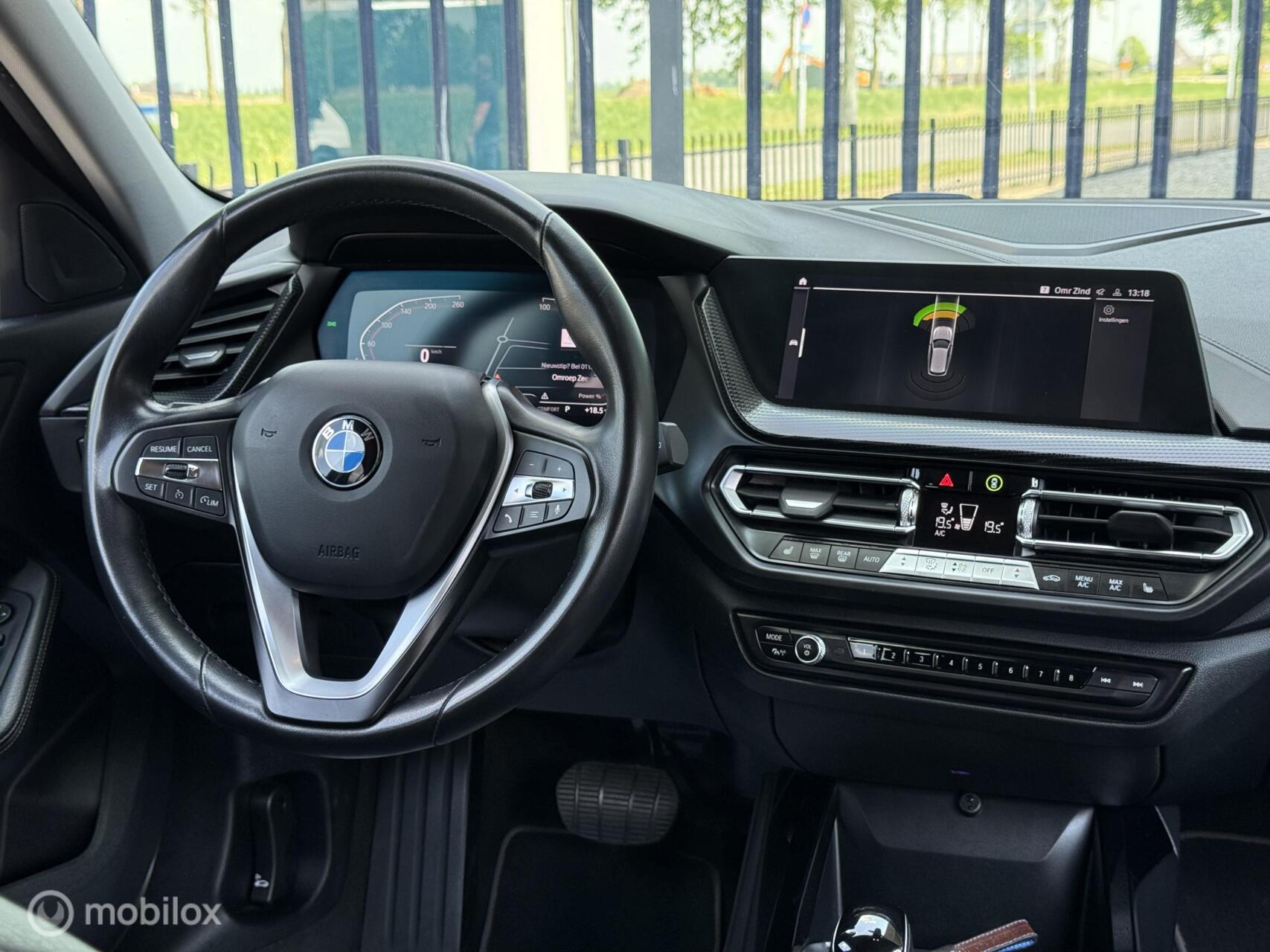 Foto van BMW 118i
