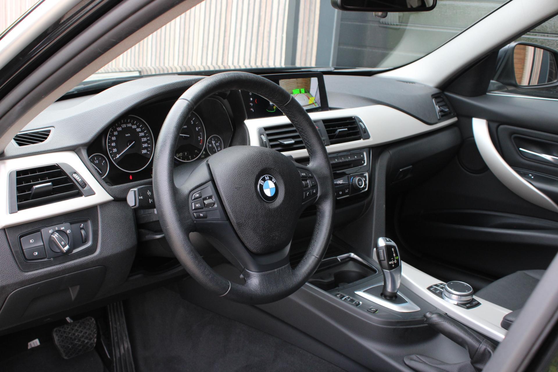 Foto van BMW 318i
