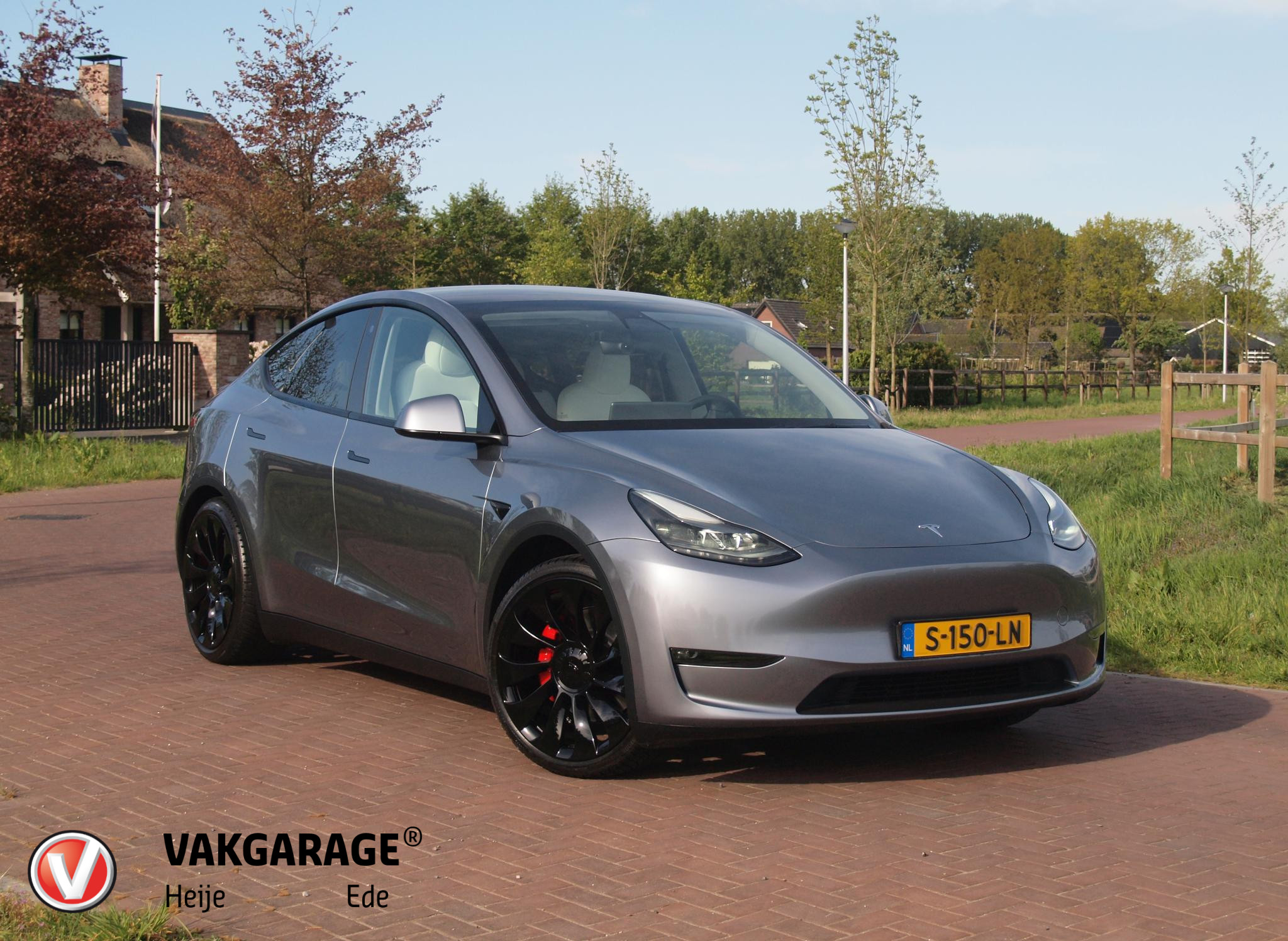 Tesla Model Y Performance AWD 2023 - voorkant
