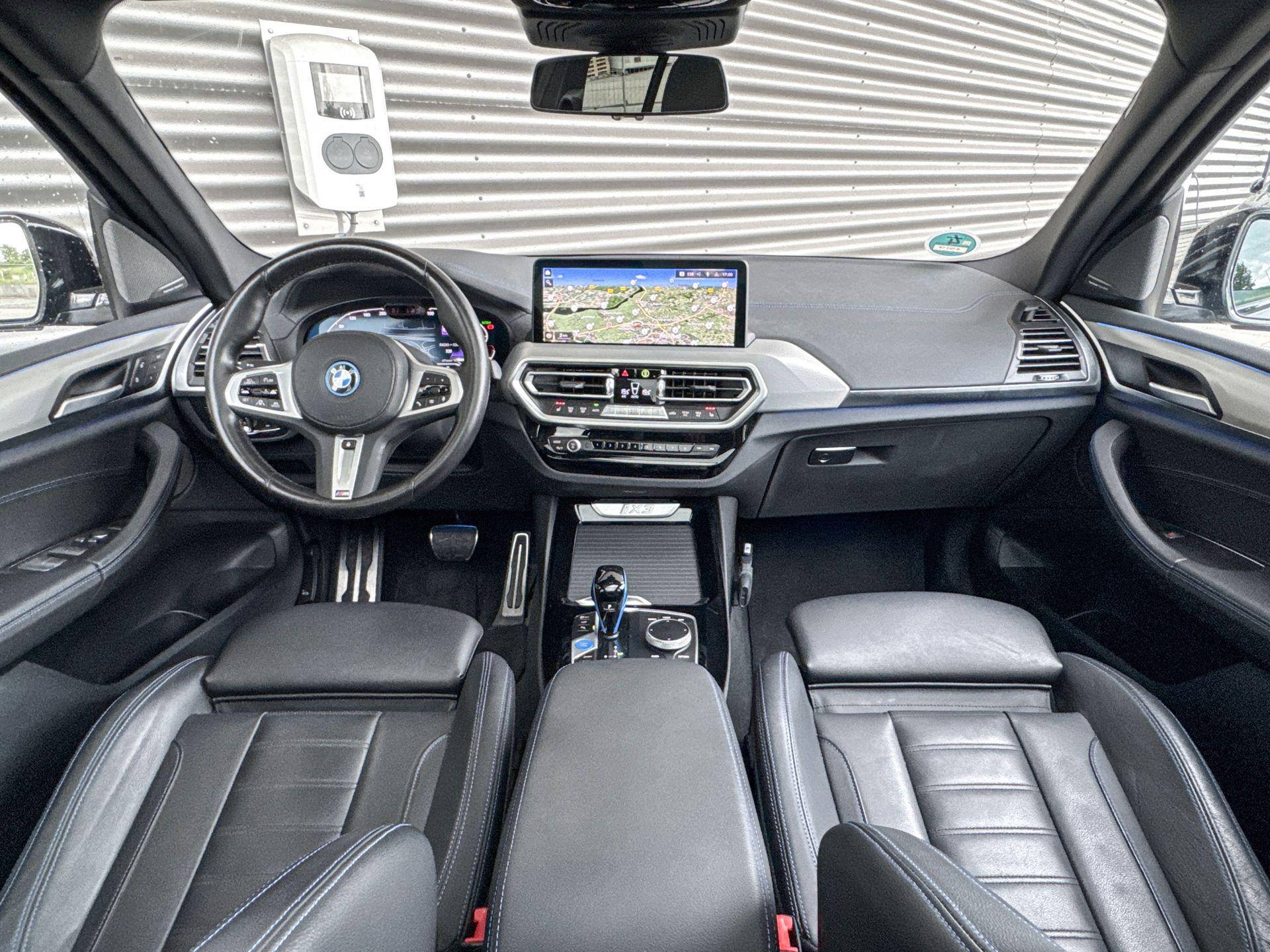 Foto van BMW Ix3