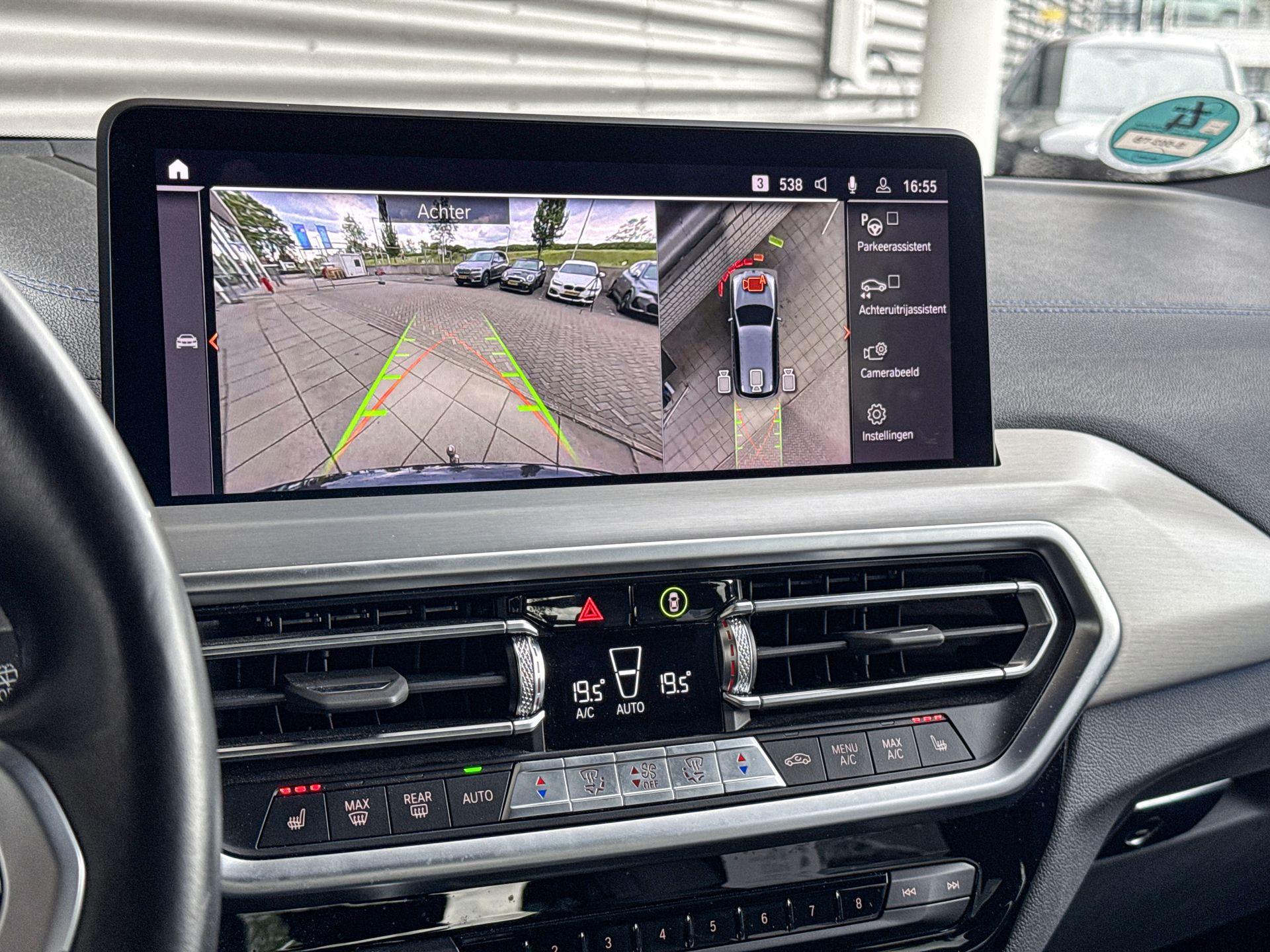 Foto van BMW Ix3