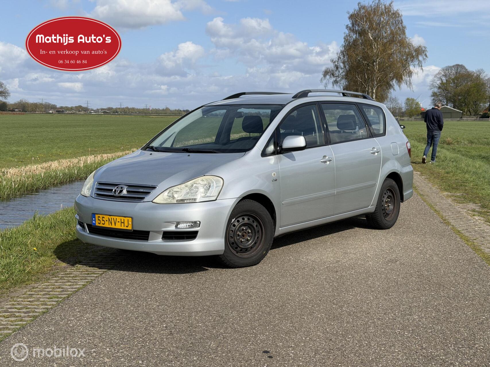 Foto van TOYOTA TOYOTA AVENSIS VERSO