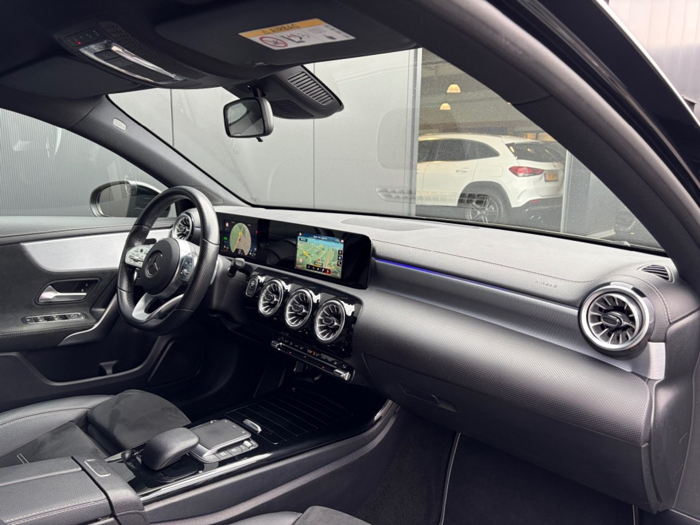 Foto van Mercedes-Benz A 250 E