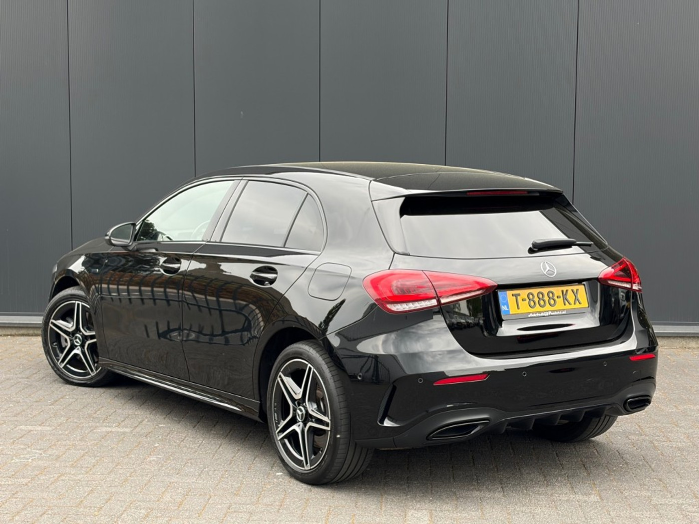 Foto van Mercedes-Benz A 250 E