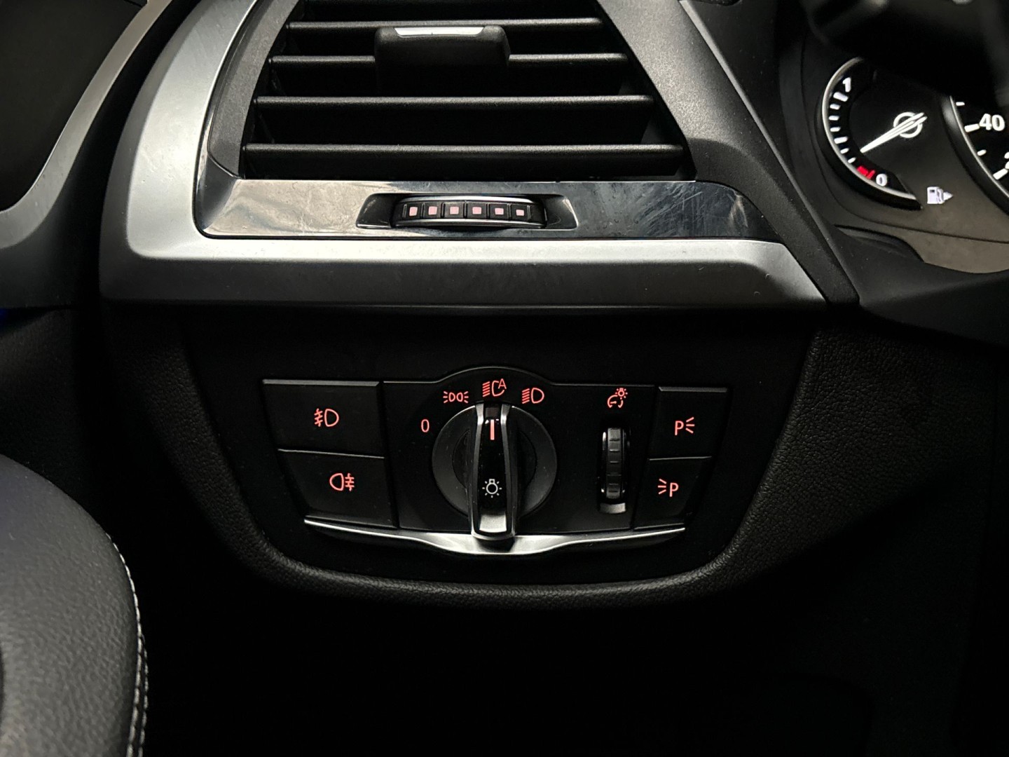 Foto van BMW X3 Xdrive20i