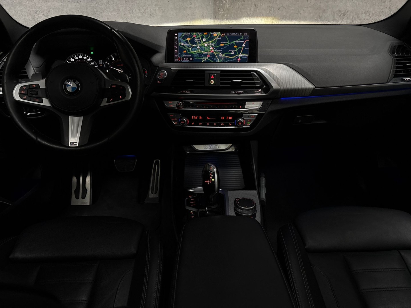 Foto van BMW X3 Xdrive20i