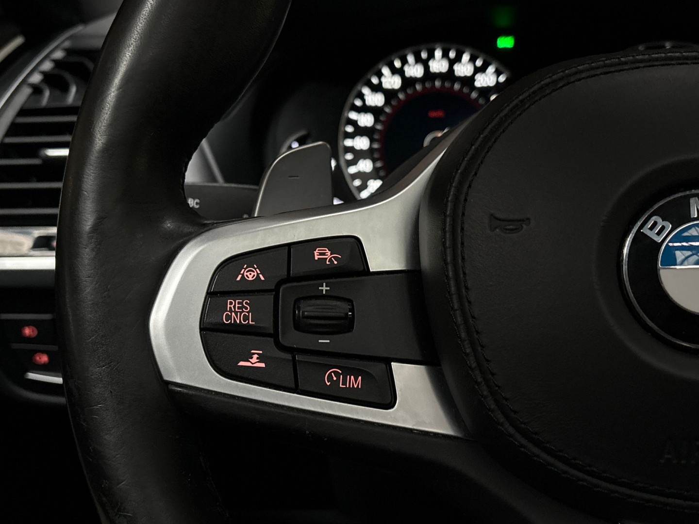 Foto van BMW X3 Xdrive20i