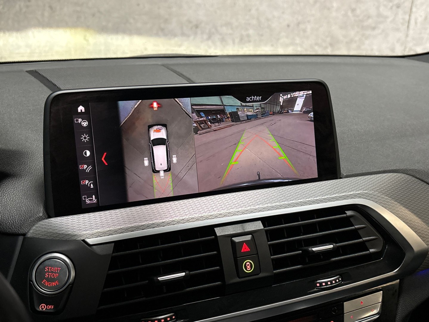 Foto van BMW X3 Xdrive20i