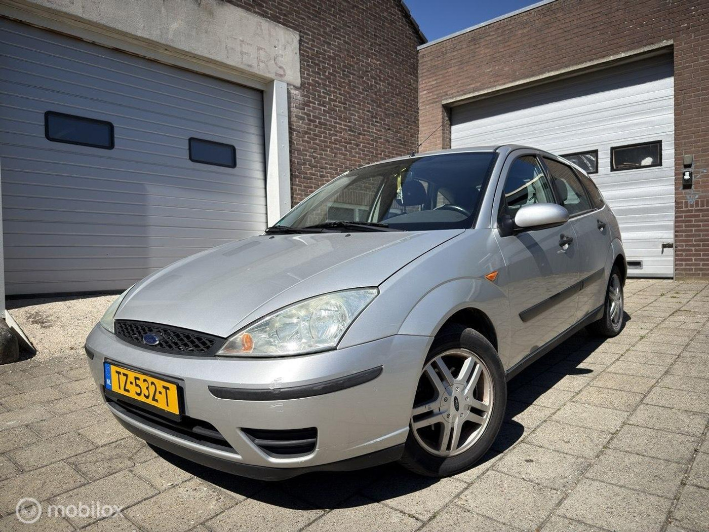 Ford Focus 1.6-16V Trend 2002 - voorkant