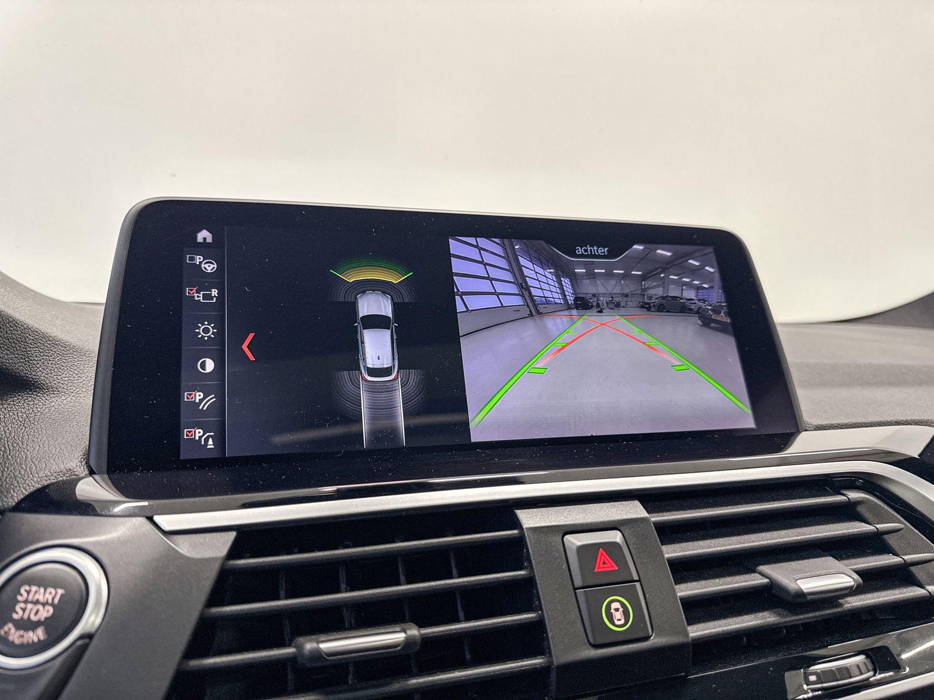Foto van BMW X4 Xdrive20i