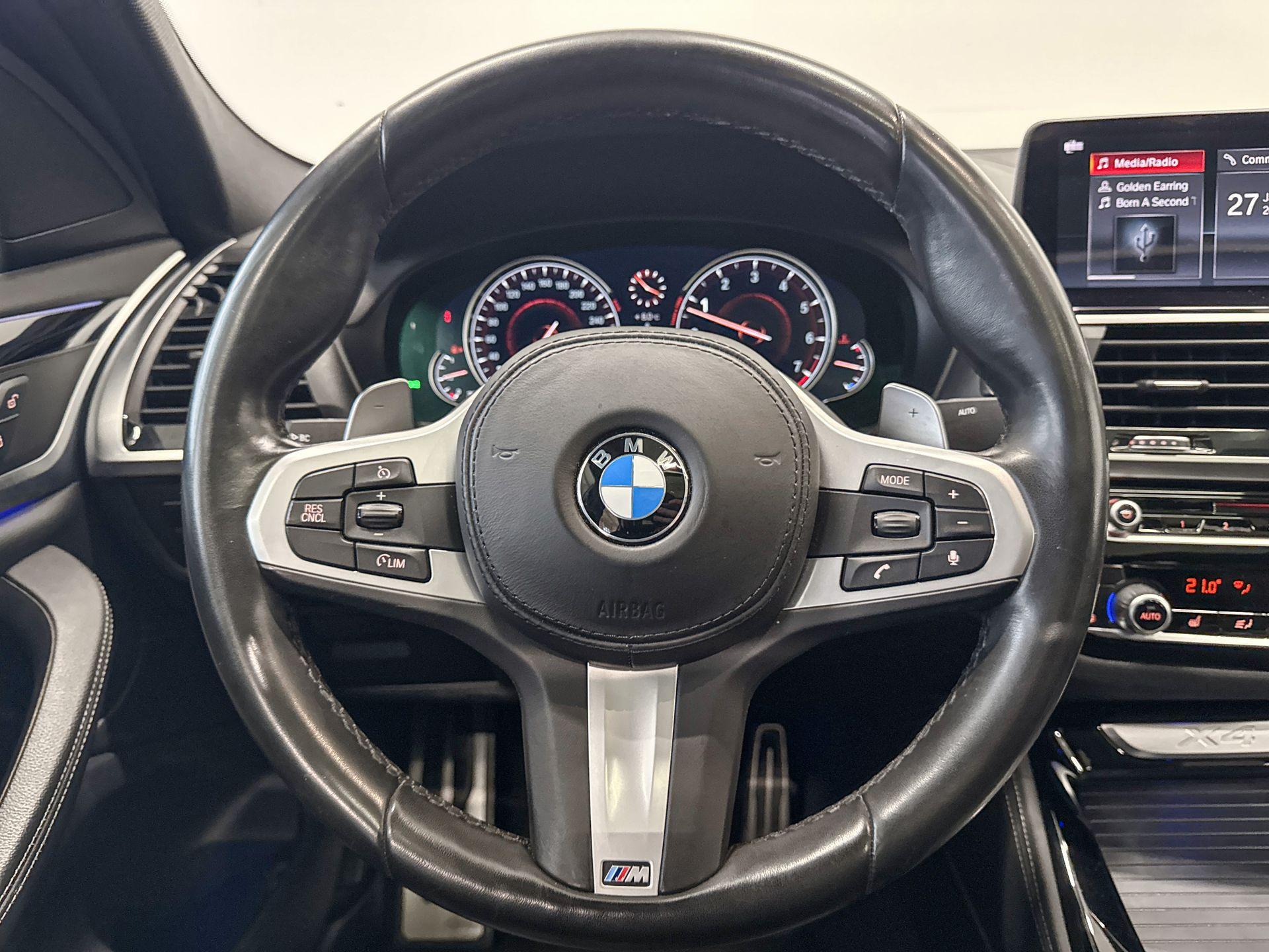 Foto van BMW X4 Xdrive20i