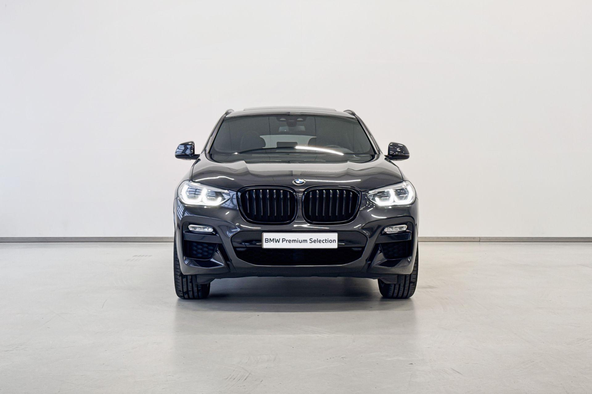 Foto van BMW X4 Xdrive20i