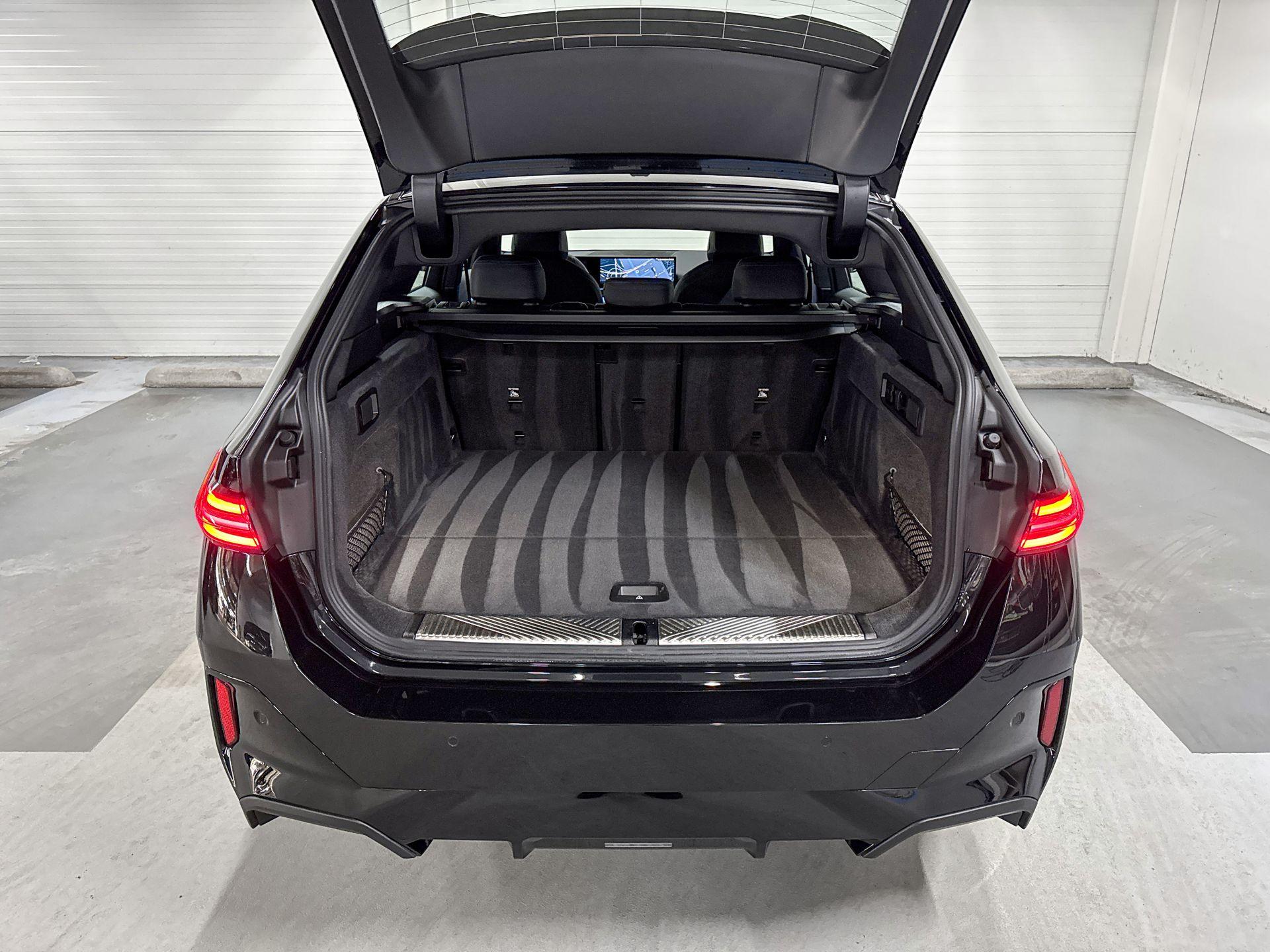 Foto van BMW I5 Edrive40