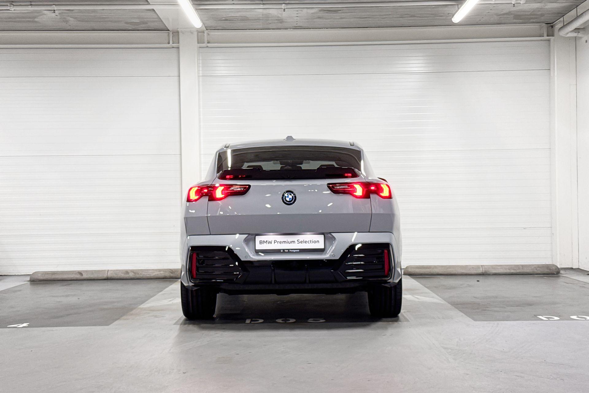 Foto van BMW Ix2 Edrive20