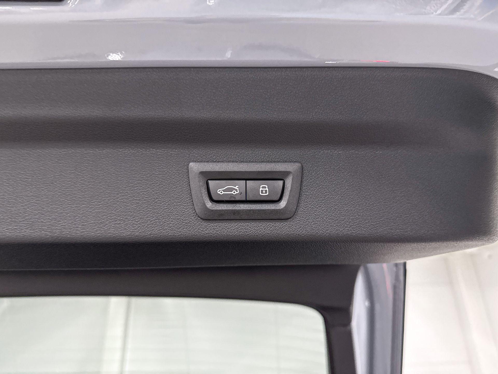 Foto van BMW Ix2 Edrive20