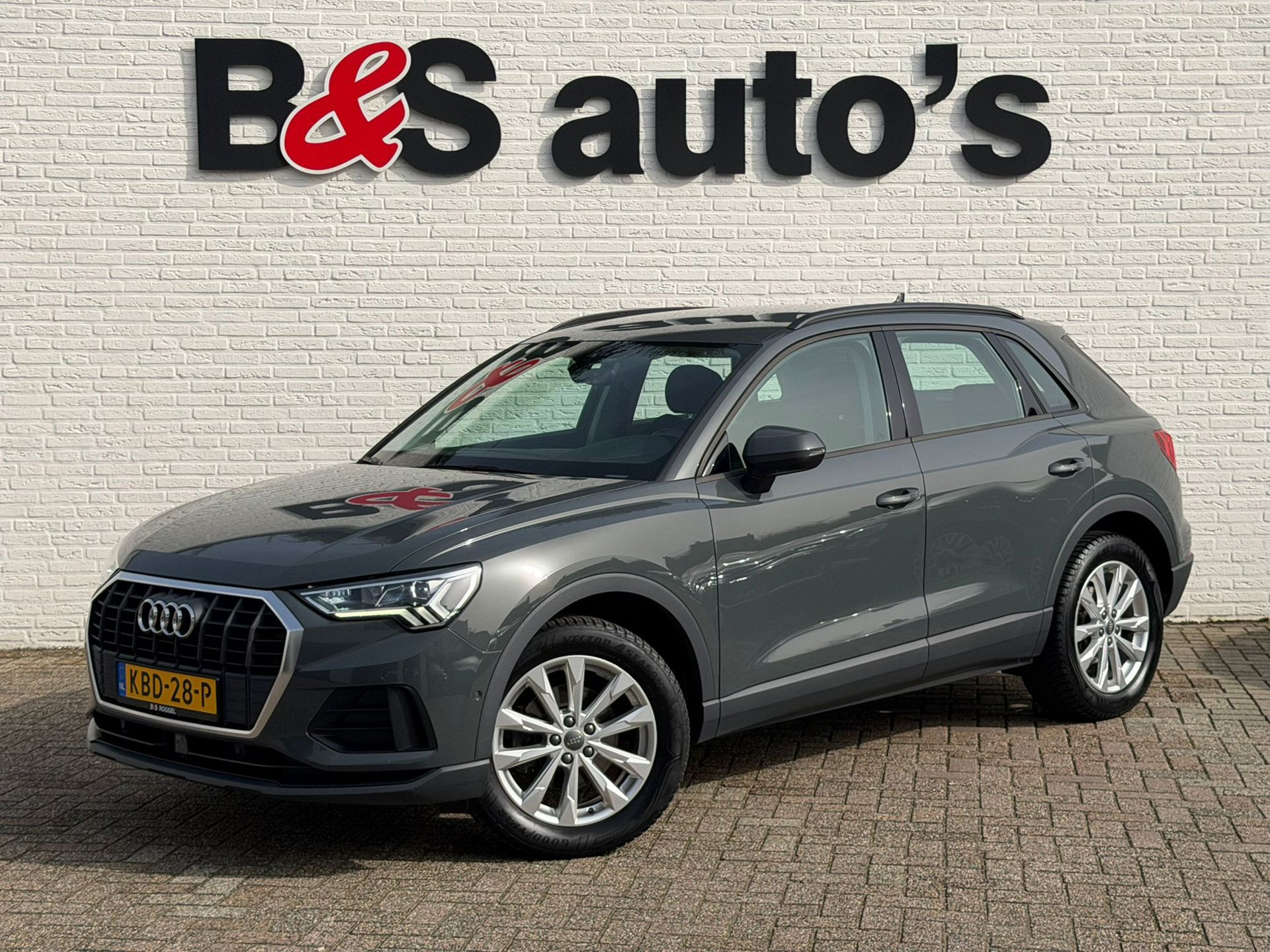 Audi Q3 35 TFSI S Line Pro Line 2019 - voorkant