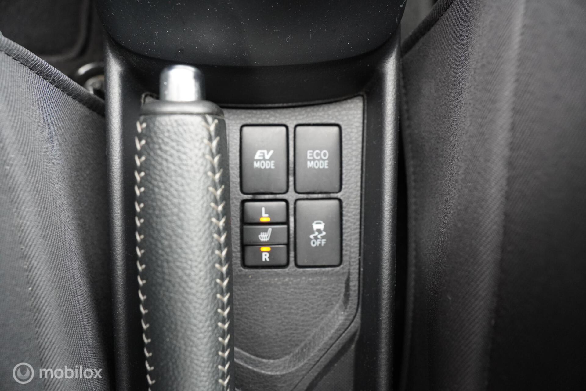 Foto van Toyota Toyota Yaris Hybrid