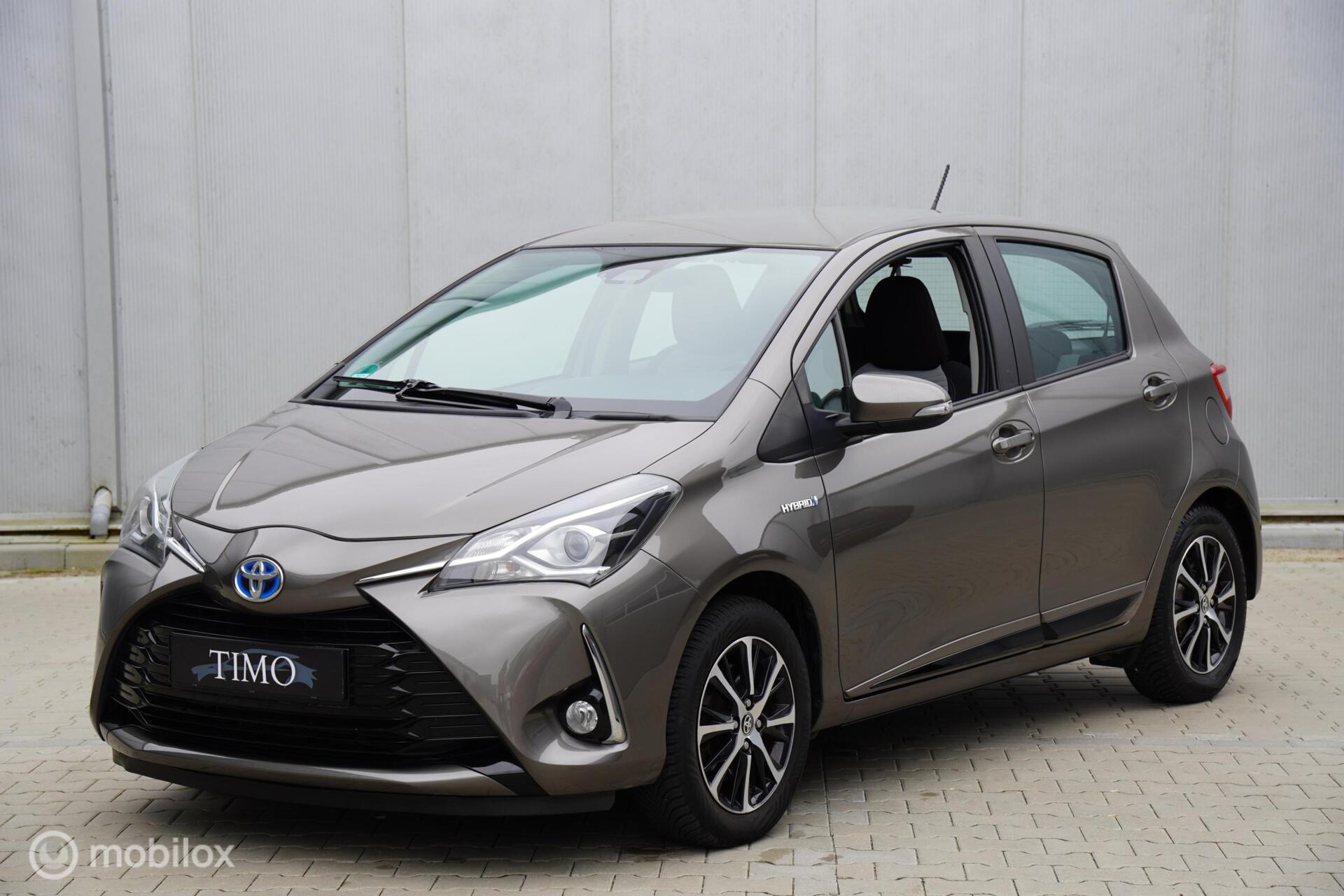 Toyota Toyota Yaris Hybrid 1.5 Hybride Energy 2018 77.002 KM 2018 - voorkant