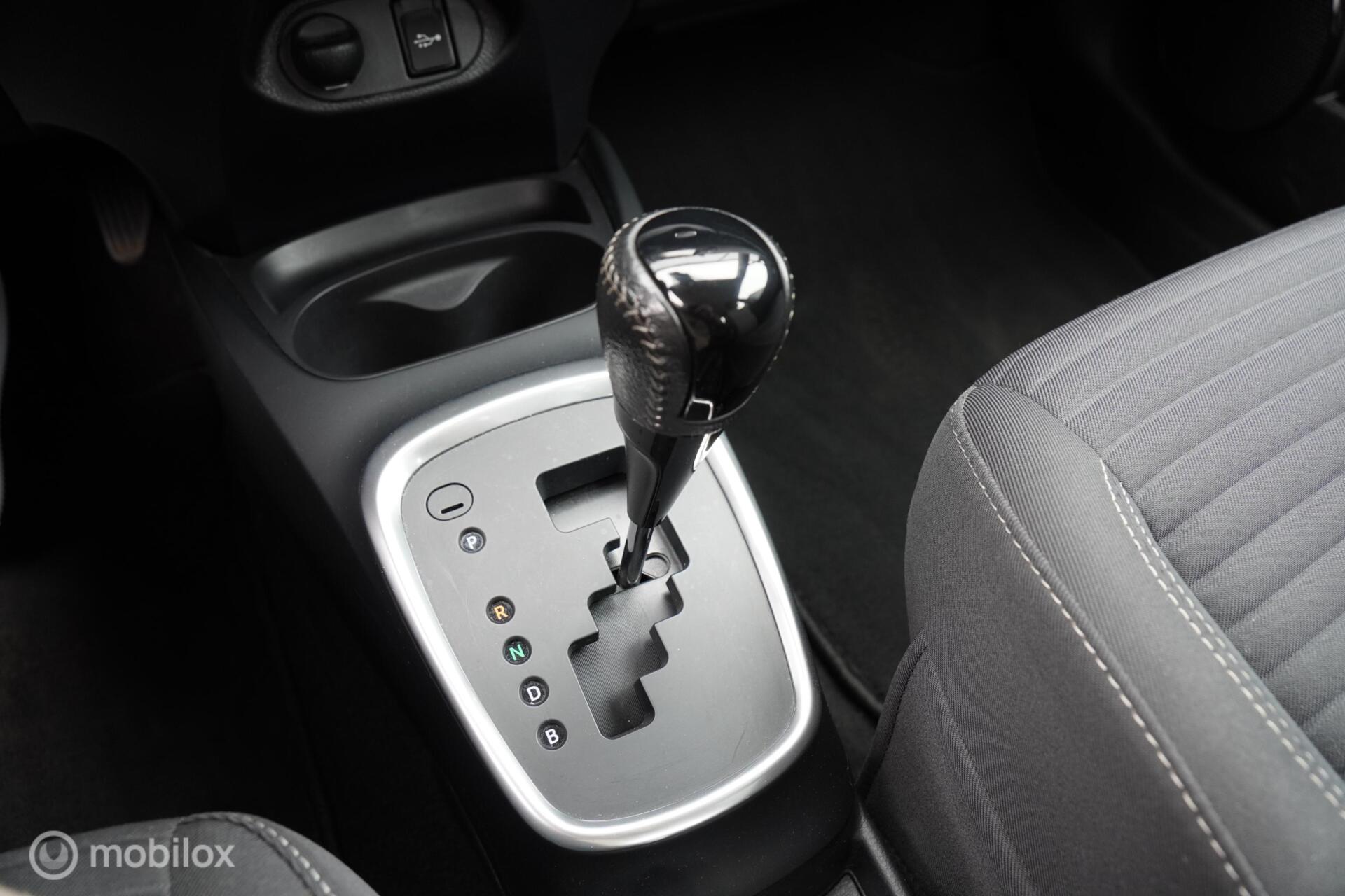 Foto van Toyota Toyota Yaris Hybrid