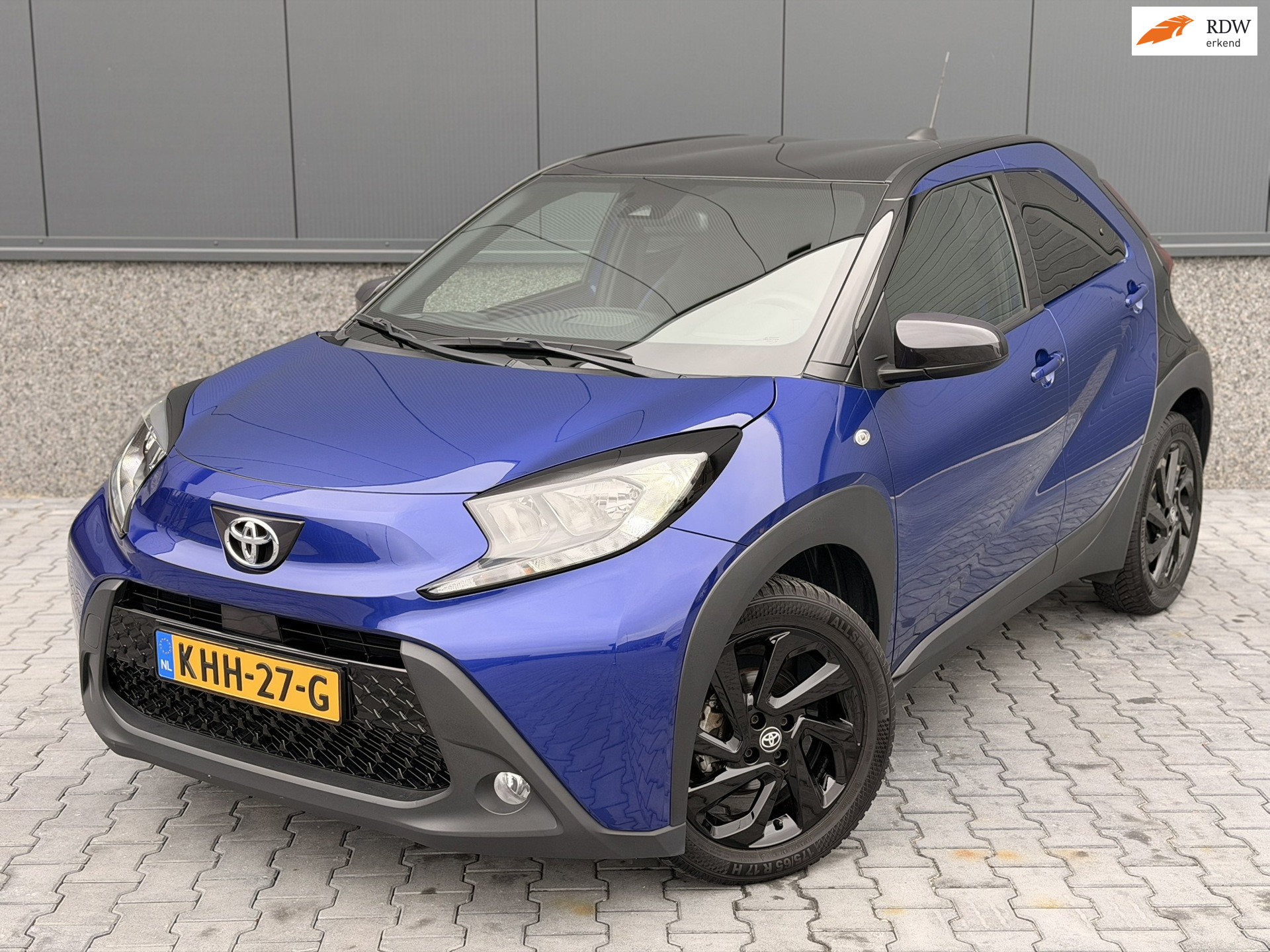 Toyota Toyota Aygo X 1.0 VVT-i S-CVT Pulse ACC Clima Stoelverw 17'' CarPlay Camera 2022 - voorkant