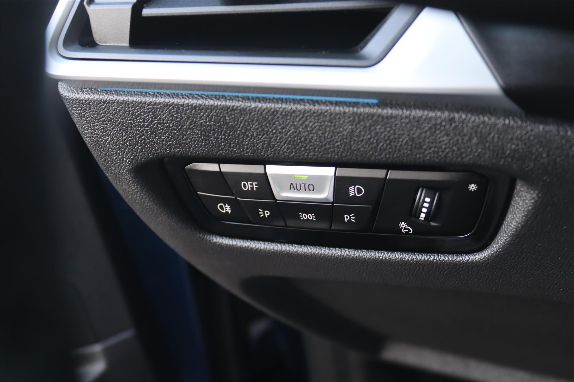 Foto van BMW 318i