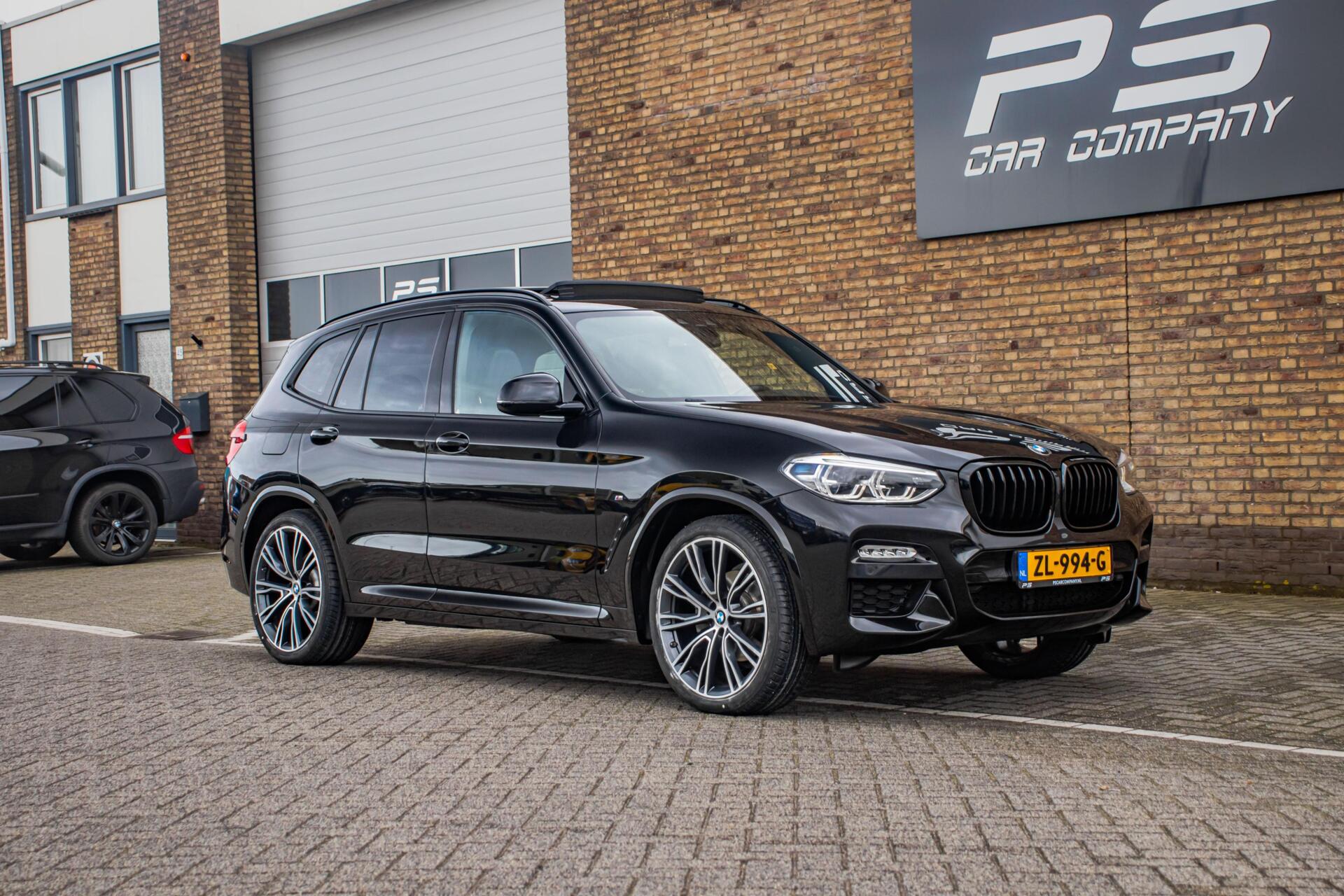 Foto van BMW X3 Xdrive20i