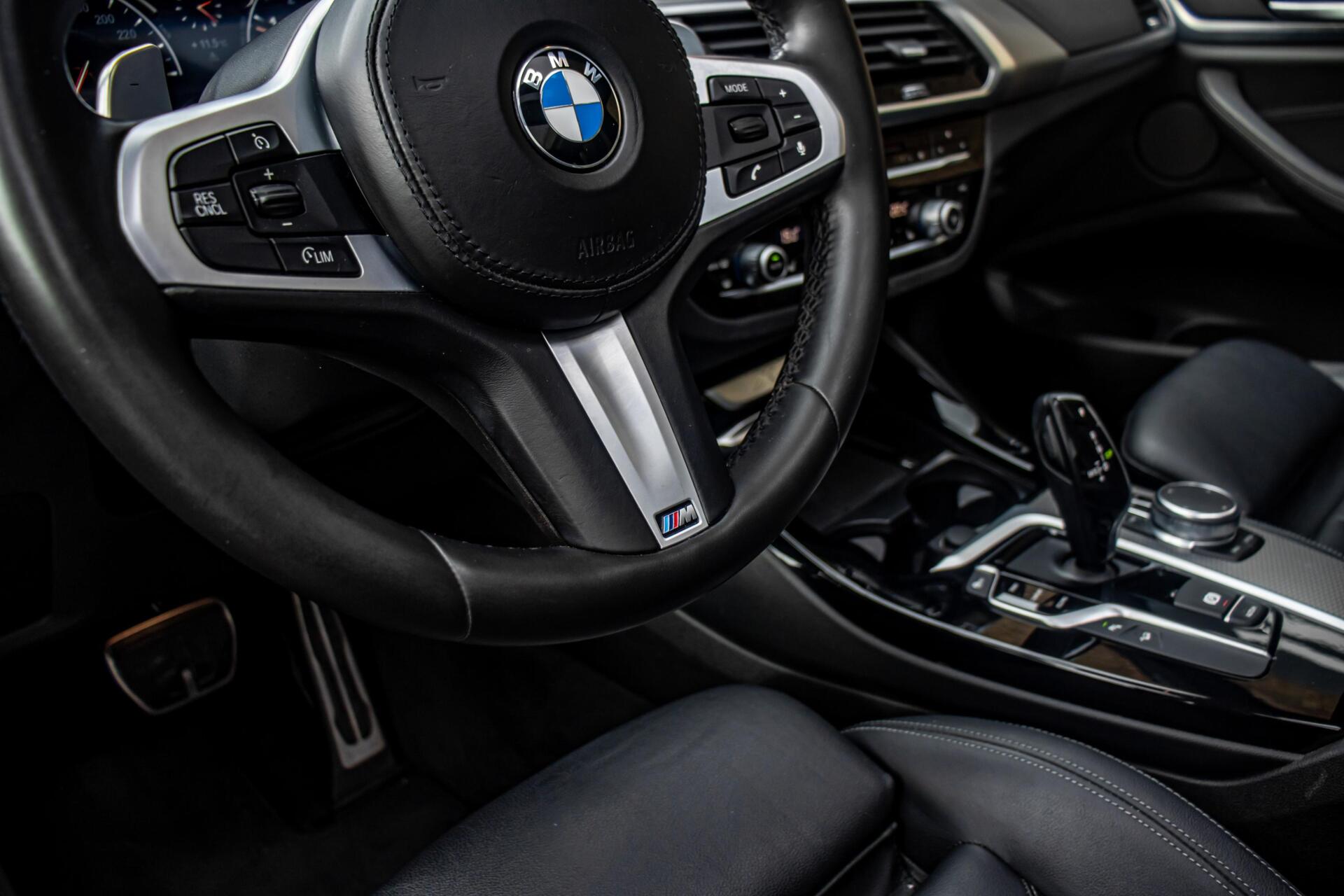 Foto van BMW X3 Xdrive20i