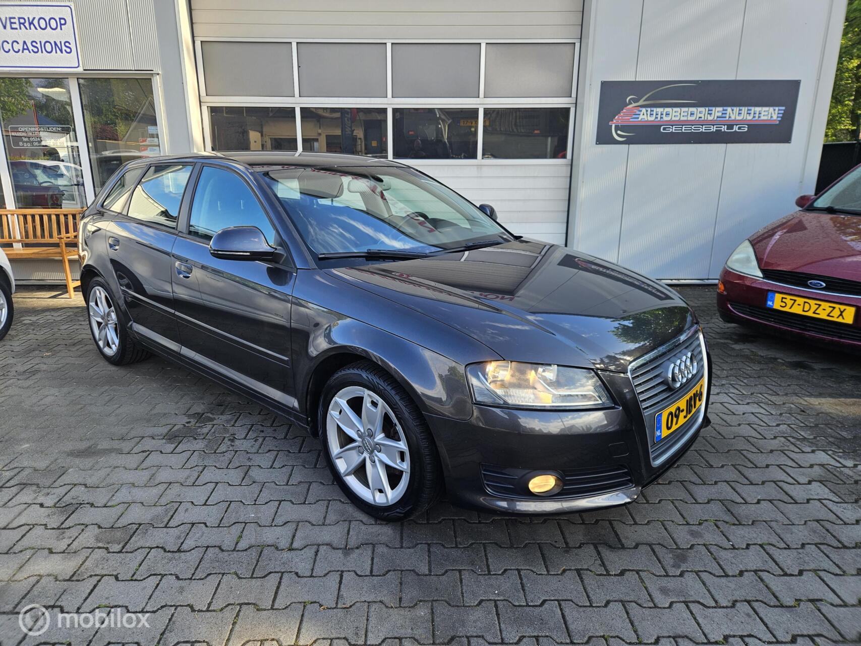 Audi Audi A3 1.4 TFSI Ambition TREKHAAK 2009 - voorkant