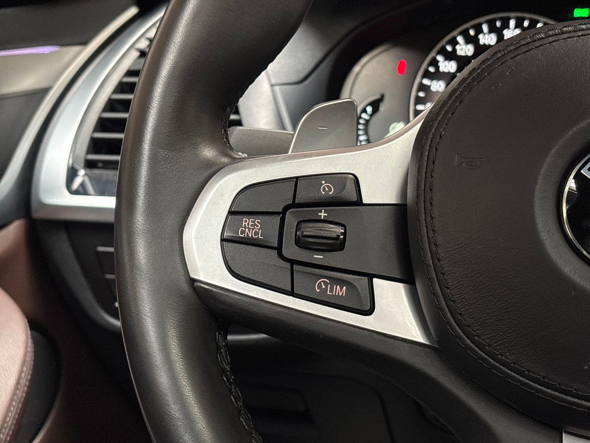 Foto van BMW X3 Xdrive20i