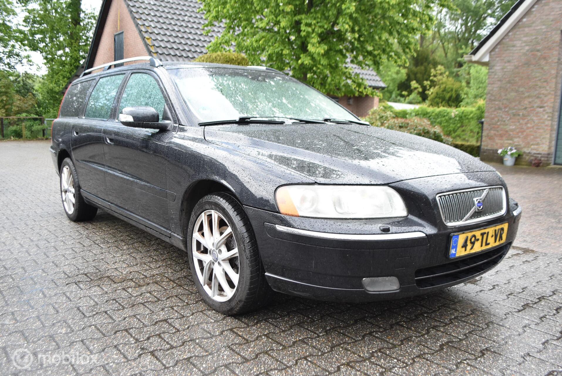 Volvo V70 2.4 D5 Edition Sport aut 2006 - voorkant