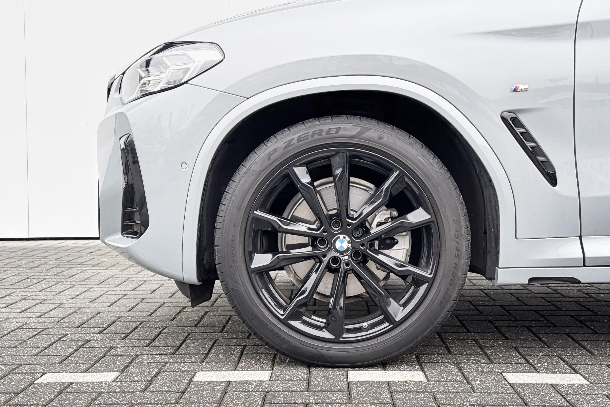 Foto van BMW X4