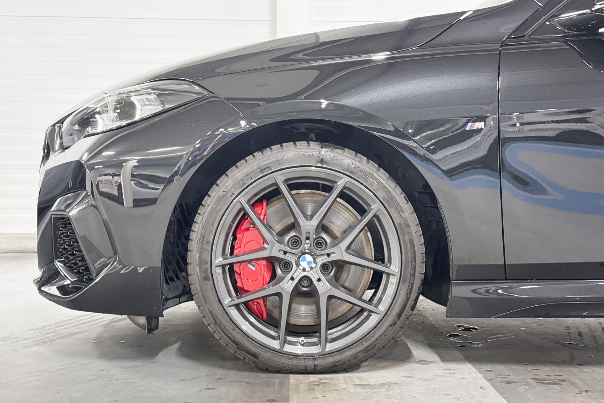 Foto van BMW M235i xDrive