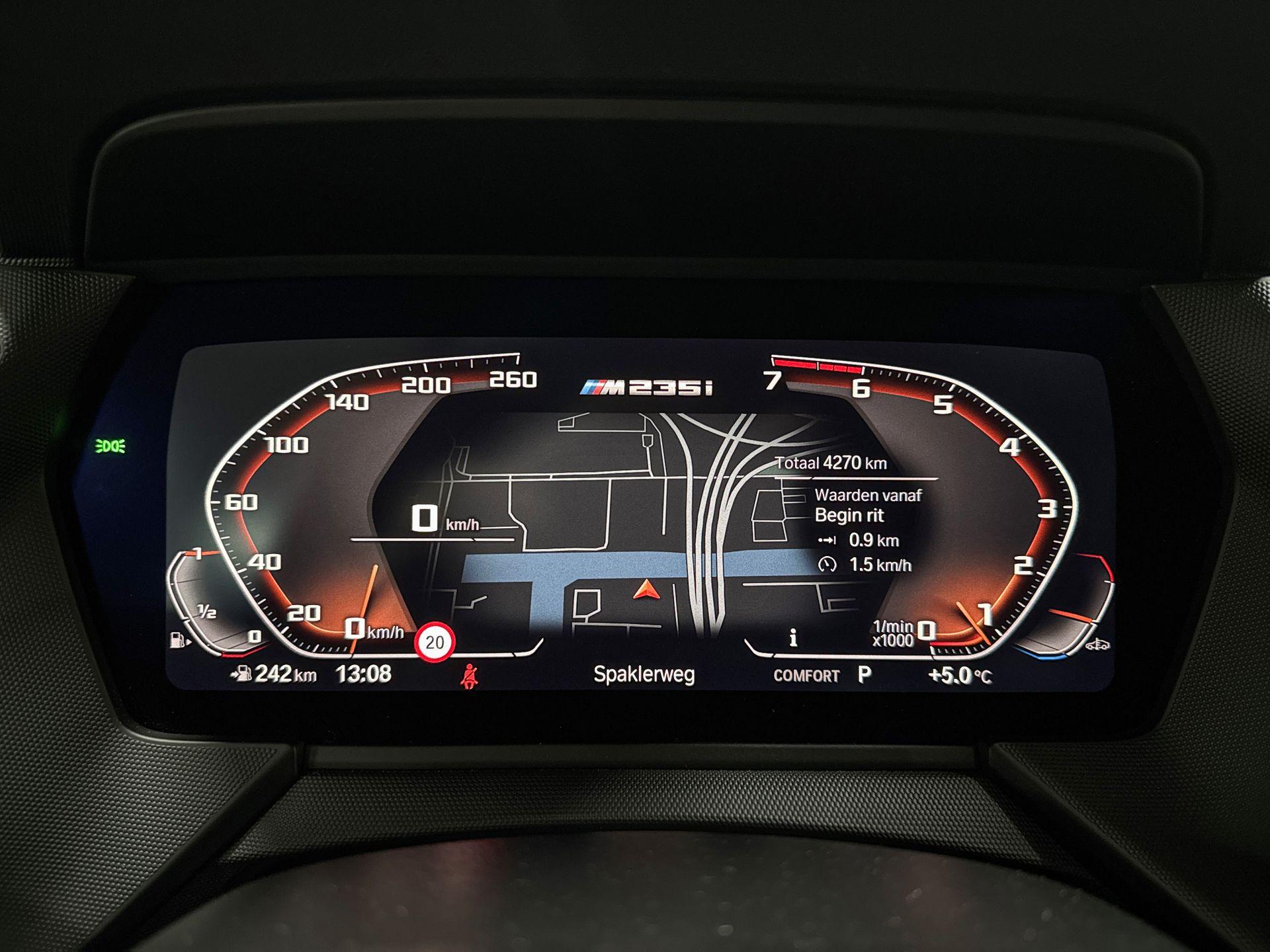 Foto van BMW M235i xDrive