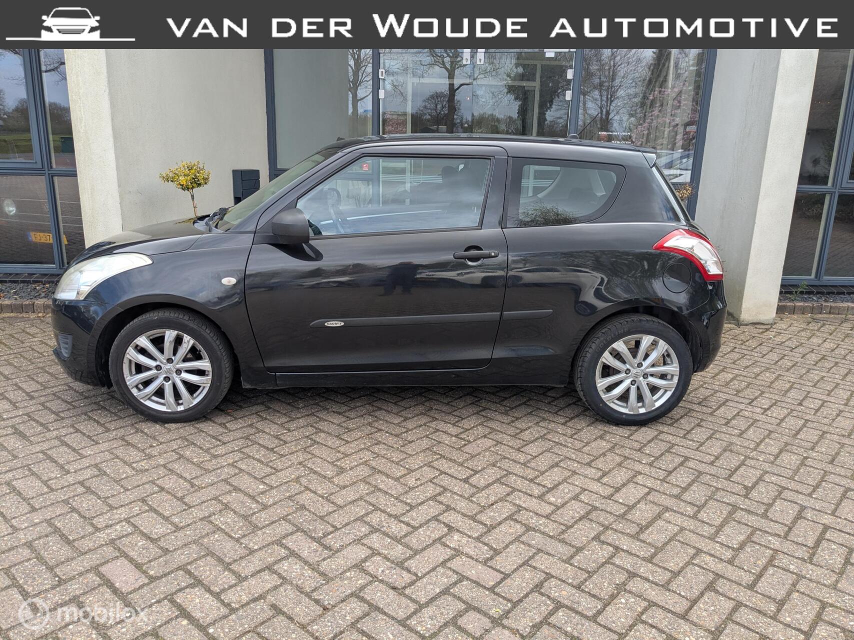 Foto van SUZUKI SWIFT