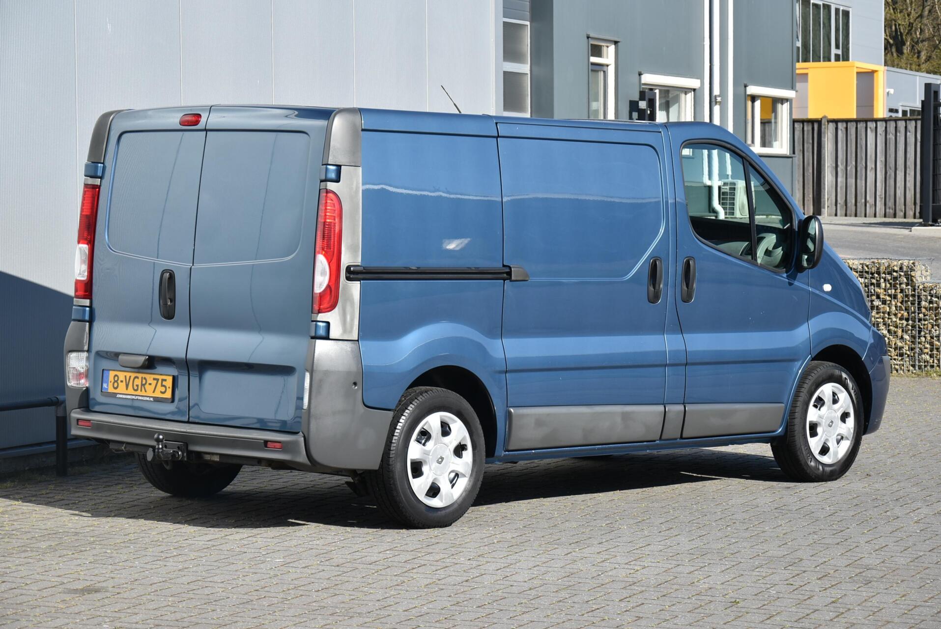 Foto van Renault Trafic T27 L1/h1 2.0 Dci 66kw E4