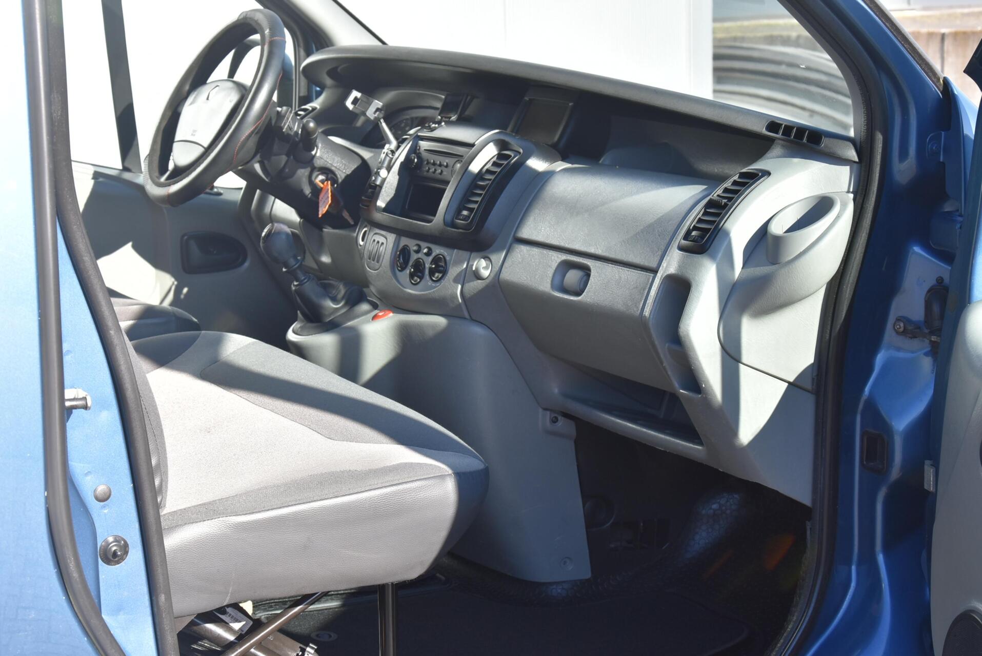Foto van Renault Trafic T27 L1/h1 2.0 Dci 66kw E4