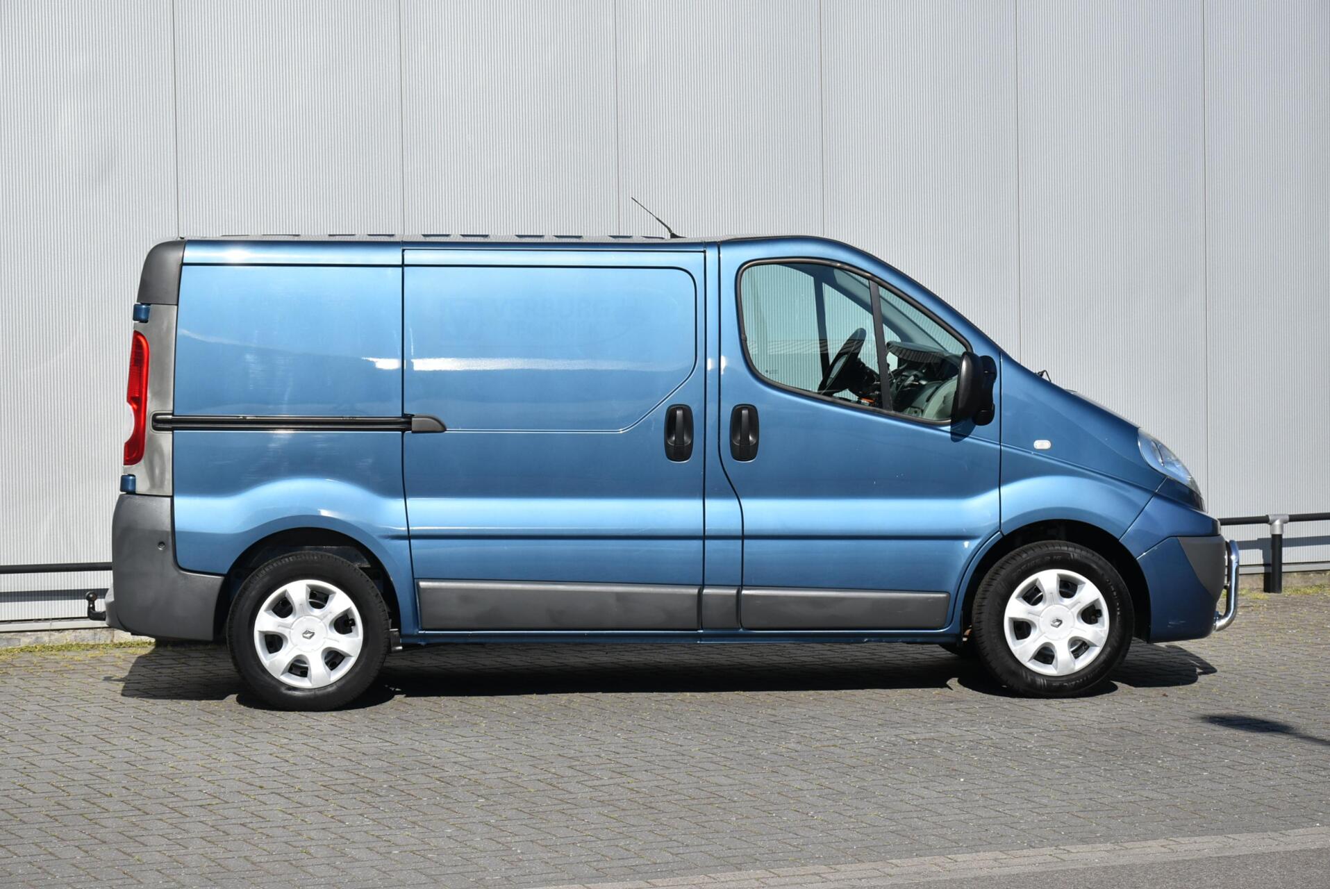 Foto van Renault Trafic T27 L1/h1 2.0 Dci 66kw E4