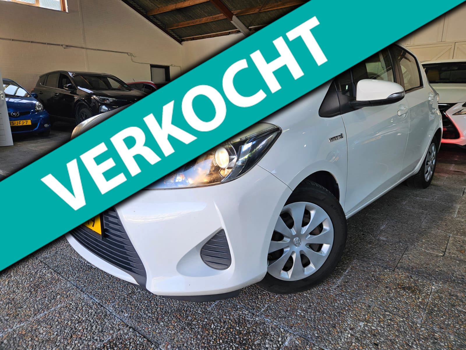Foto van TOYOTA TOYOTA YARIS HYBRID
