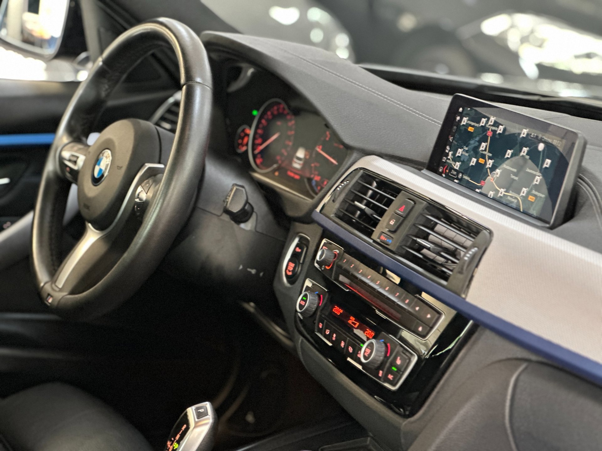 Foto van BMW 318i