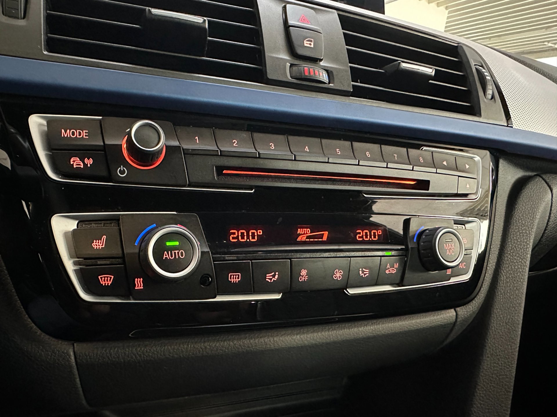 Foto van BMW 318i