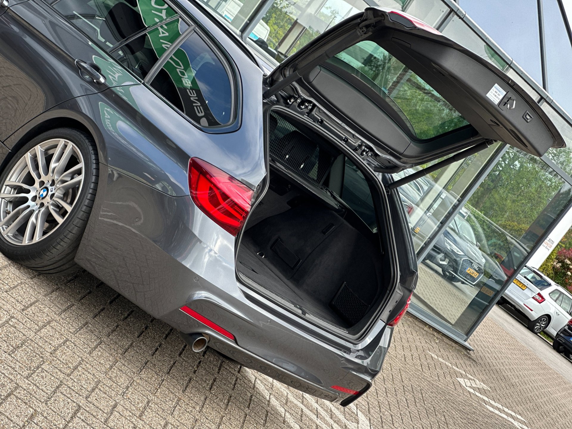 Foto van BMW 318i