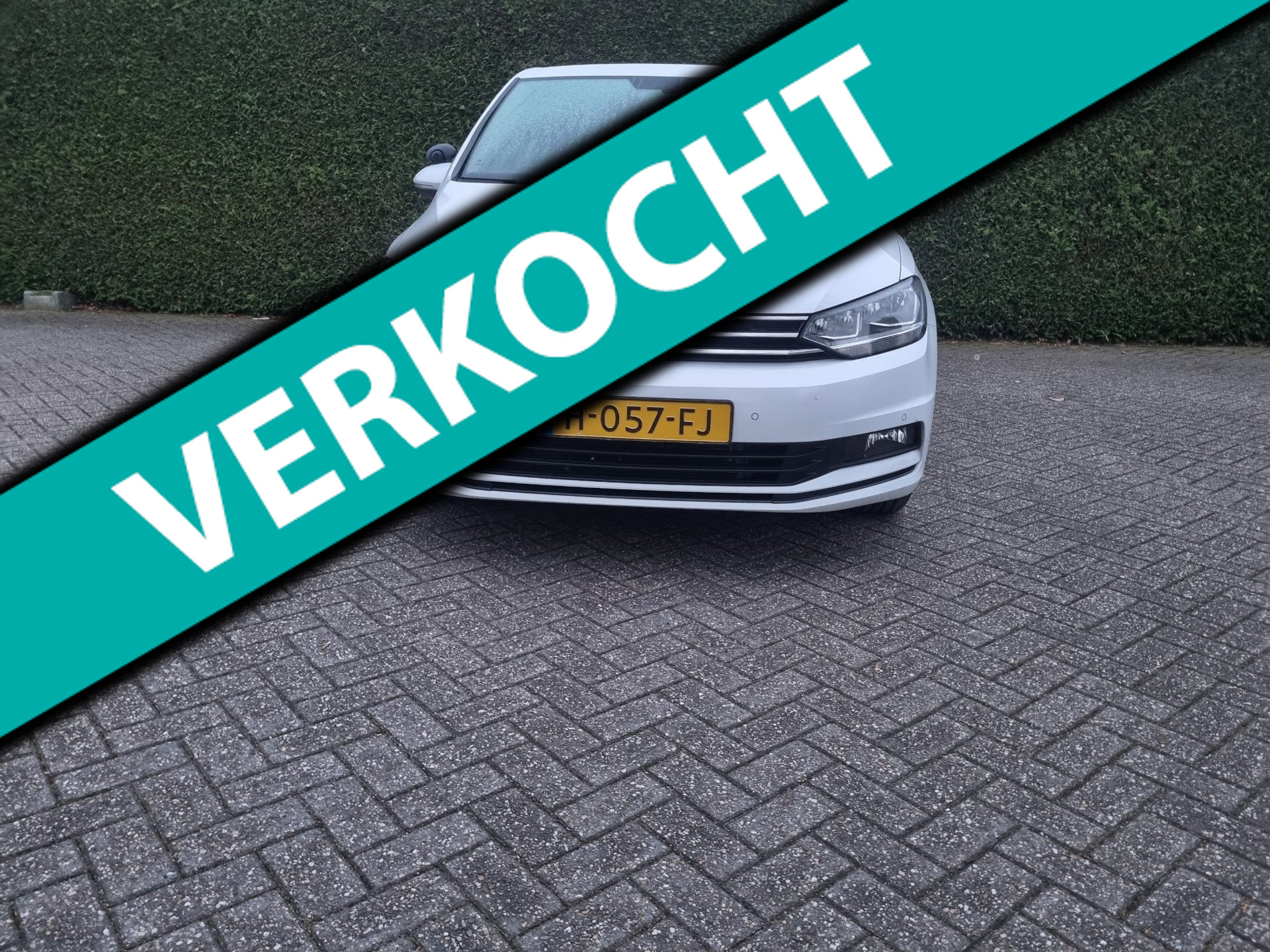 Volkswagen Touran 2.0 TDI Comfortline 2020 - voorkant