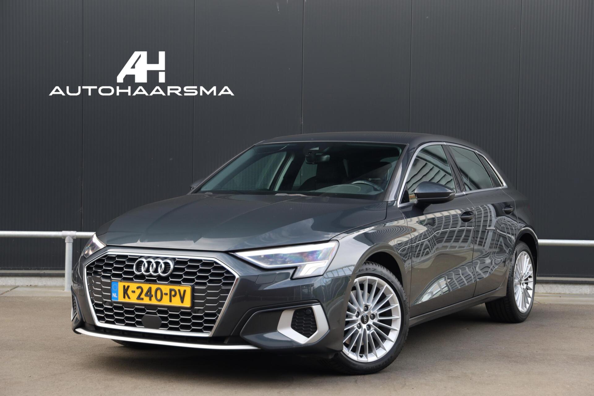 Audi A3 Sportback 35 TFSI 150pk Business edition Sportstoelen LED Clima CarPlay Cruise NL-Auto! 2021 - voorkant