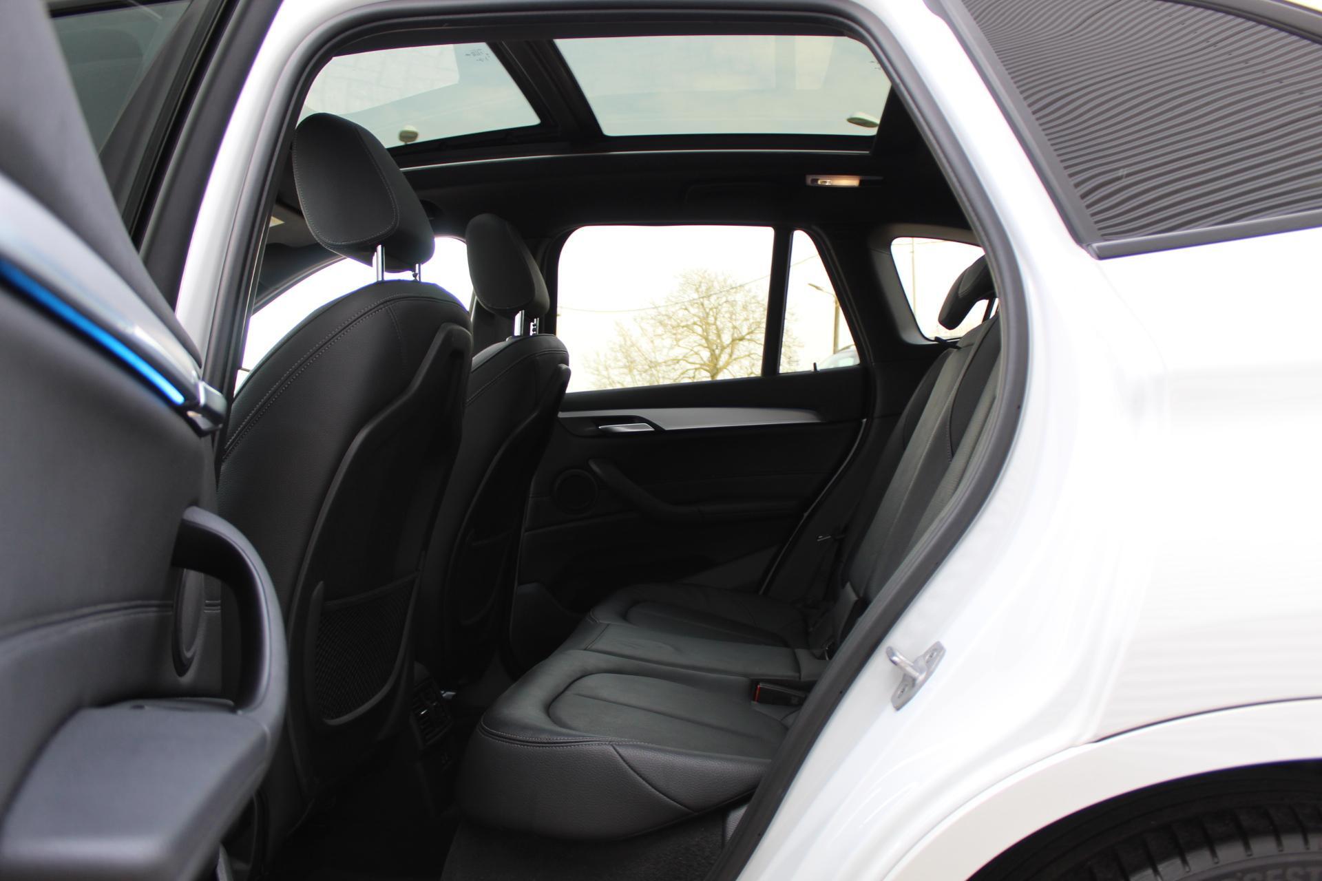 Foto van BMW X1 Xdrive25e