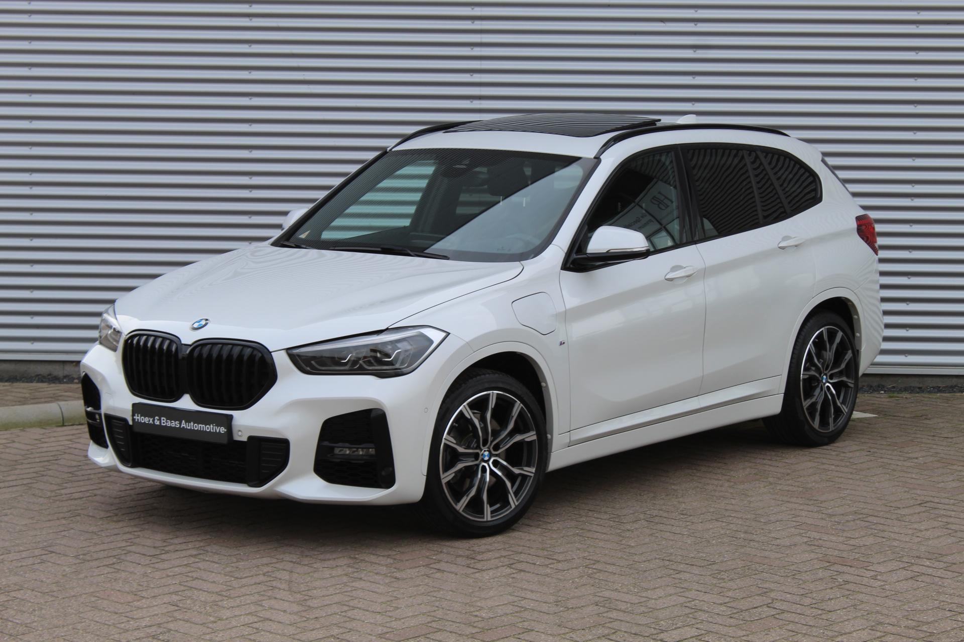 Foto van BMW X1 Xdrive25e
