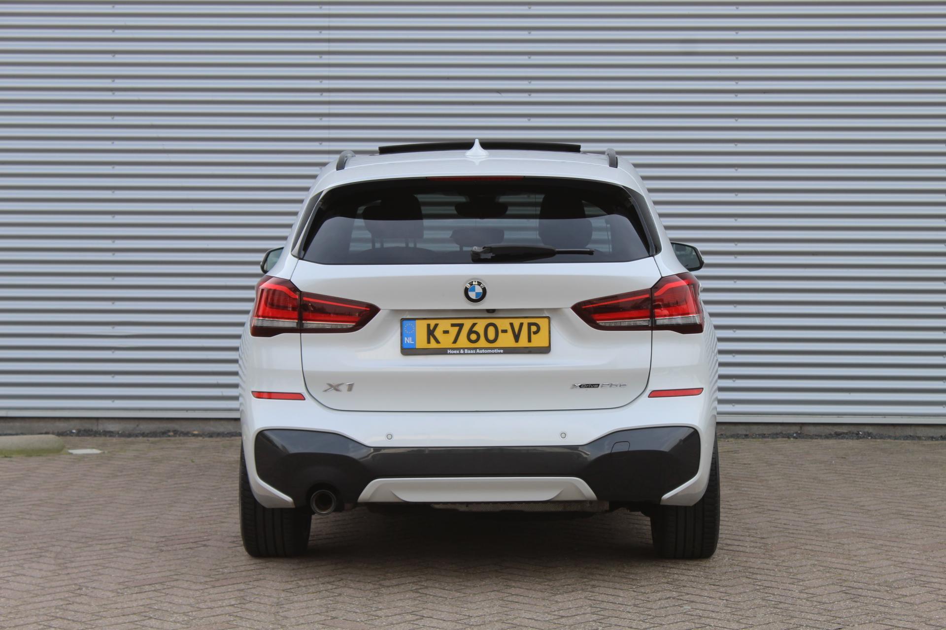 Foto van BMW X1 Xdrive25e